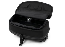 Load image into Gallery viewer, LinQ 4.5 US Gal (17 L) Sport Bag