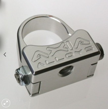 Load image into Gallery viewer, UNVERSAL MOUNTING BRACKET - SINGLE 8MM FEMALE THREAD