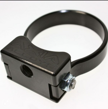Load image into Gallery viewer, UNVERSAL MOUNTING BRACKET - SINGLE 8MM FEMALE THREAD