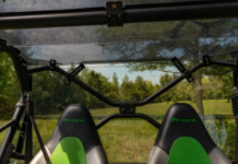 Load image into Gallery viewer, KAWASAKI TERYX 4 REAR WINDSHIELD