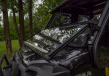 Load image into Gallery viewer, KAWASAKI MULE PRO SCRATCH RESISTANT FLIP DOWN WINDSHIELD