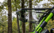 Load image into Gallery viewer, TEXTRON WILDCAT XX FLIP WINDSHIELD