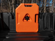 Load image into Gallery viewer, Jerry Can—1 &amp; 3 Gallon
