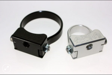 Load image into Gallery viewer, UNVERSAL MOUNTING BRACKET - SINGLE 8MM FEMALE THREAD

