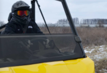 Load image into Gallery viewer, CAN-AM DEFENDER HALF WINDSHIELD
